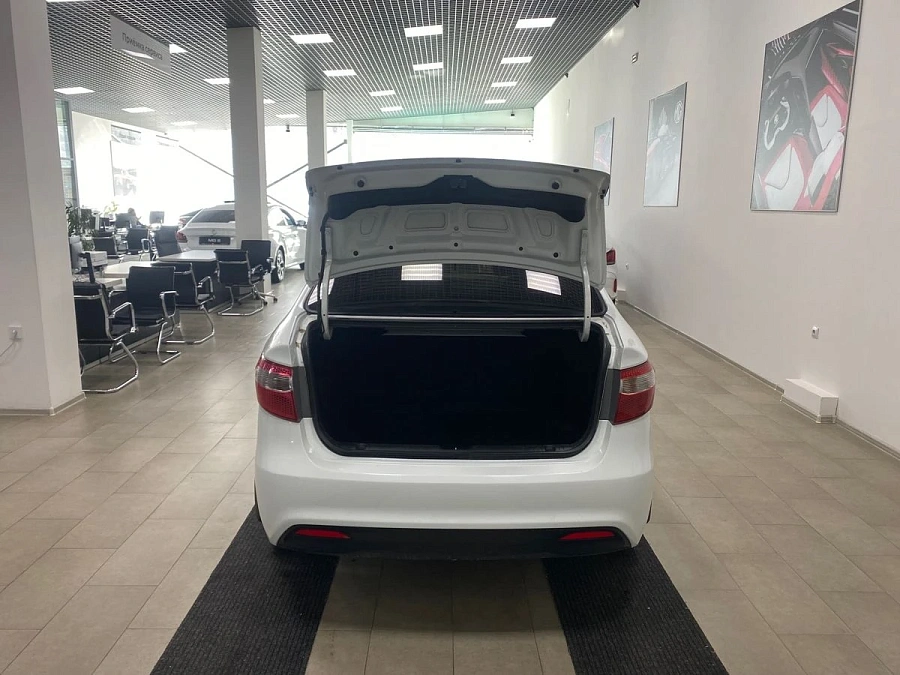 Kia Rio, 2013г., передний привод, механика