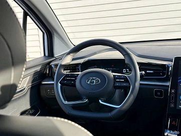 Hyundai Custin, 2024г, передний привод, автомат