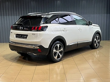 Peugeot 3008, 2018г, передний привод, автомат