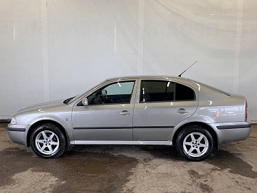 Skoda Octavia, 2008г, передний привод, механика