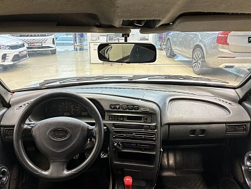 Lada (ВАЗ) , 2004г., передний привод, механика