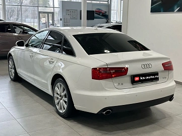 Audi A6, 2013г, передний привод, вариатор