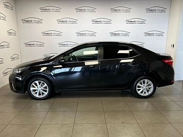 Toyota Corolla, 2013г, передний привод, автомат