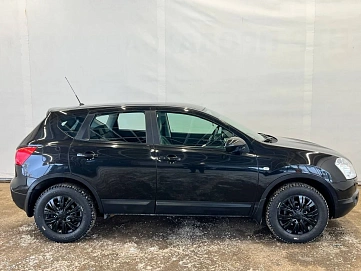 Nissan Qashqai, 2008г, передний привод, механика