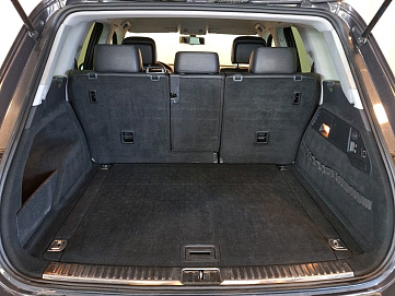 Volkswagen Touareg, 2010г, передний привод, автомат