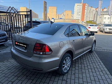 Volkswagen Polo, 2017г., передний привод, механика