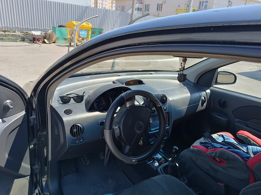 Chevrolet Aveo, 2006г., передний привод, механика