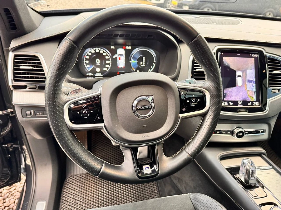 Volvo XC90, 2019г., полный привод, автомат