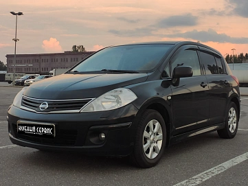 Nissan Tiida, 2011г, передний привод, механика