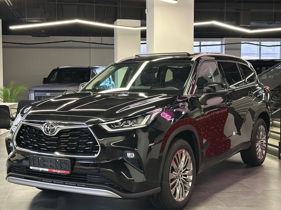 Toyota Highlander, 2022г., полный привод, автомат