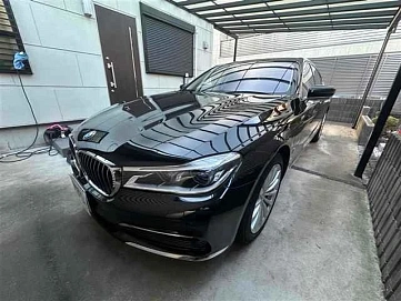 BMW 7 серии, 2017г, задний привод, автомат