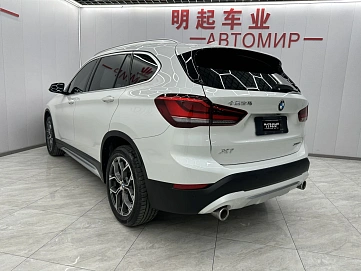 BMW X1, 2021г, передний привод, робот