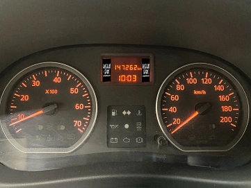 Renault Logan, 2011г, передний привод, механика