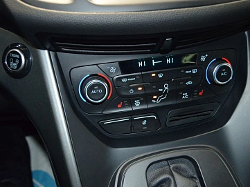 Ford Kuga, 2017г, передний привод, автомат