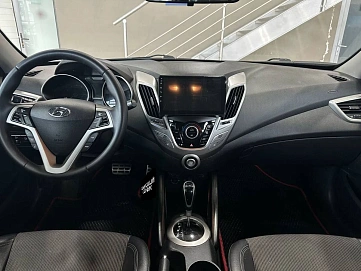 Hyundai Veloster, 2013г, передний привод, автомат