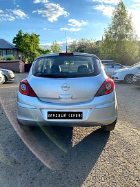 Opel Corsa, 2010г, передний привод, автомат