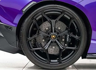 Lamborghini Revuelto, 2024г, полный привод, робот
