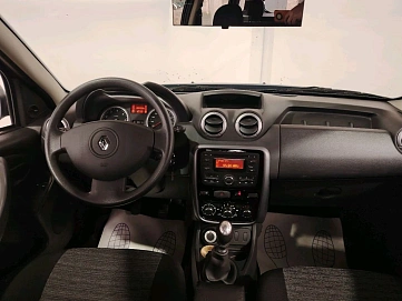 Renault Duster, 2013г, полный привод, механика