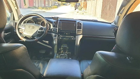 Toyota Land Cruiser, 2012г, полный привод, автомат