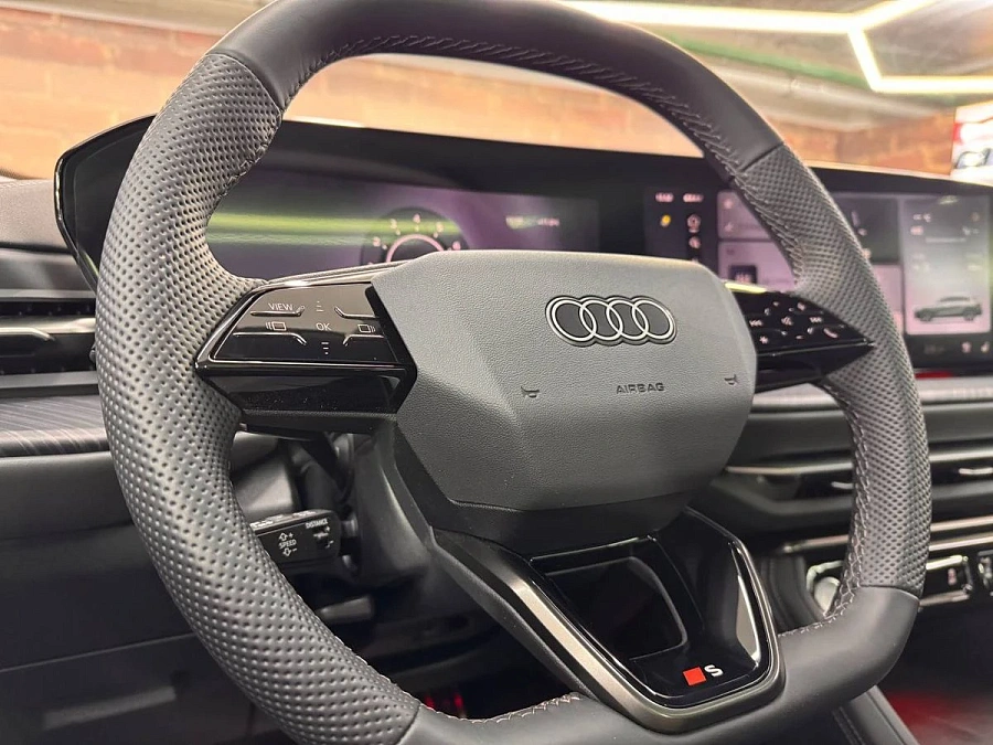 Audi Q5, 2025г., полный привод, робот