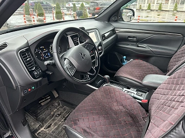 Mitsubishi Outlander, 2021г, полный привод, вариатор