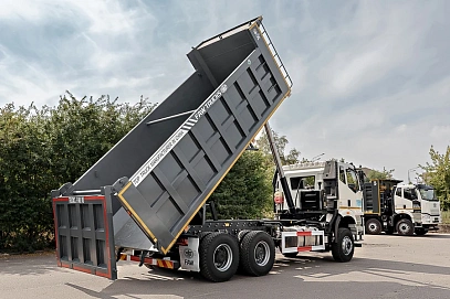 FAW J6 CA3250, 2023г, Задний привод, Механическая