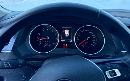 Volkswagen Tiguan, 2018г, передний привод, робот