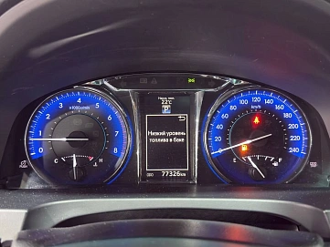 Toyota Camry, 2016г, передний привод, автомат