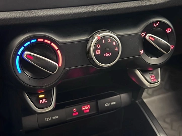 Kia Rio, 2017г, передний привод, автомат