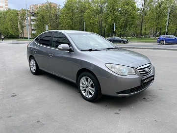 Hyundai Elantra, 2010г, передний привод, автомат