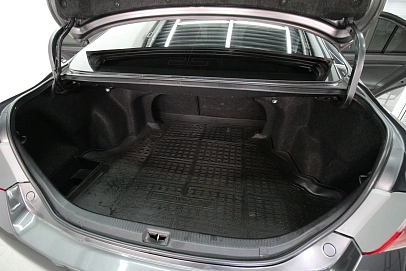Toyota Camry, 2011г, передний привод, автомат