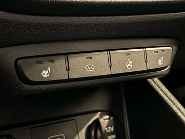 Hyundai Solaris, 2020г, передний привод, автомат