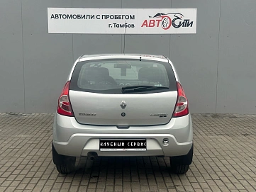Renault Sandero, 2012г, передний привод, механика