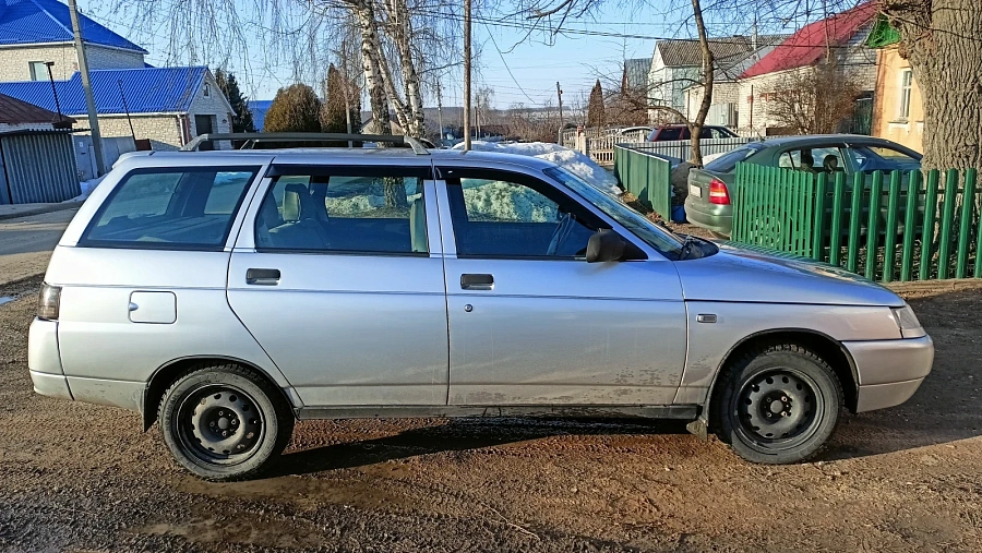 Lada (ВАЗ) 2111, 2012г., передний привод, механика