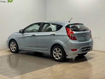 Hyundai Solaris, 2012г, передний привод, механика