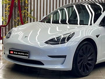 Tesla Model 3, 2021г, полный привод, автомат
