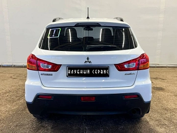 Mitsubishi ASX, 2012г, передний привод, вариатор