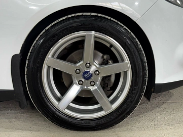Ford Focus, 2012г, передний привод, механика