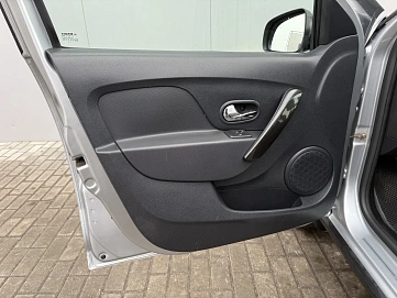 Renault , 2022г., передний привод, вариатор