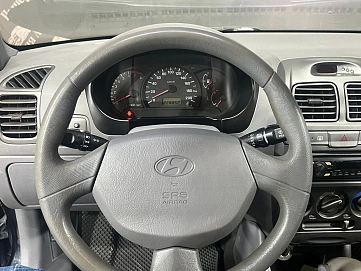 Hyundai Accent, 2008г, передний привод, автомат