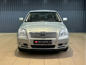 Toyota Avensis, 2004г, передний привод, автомат