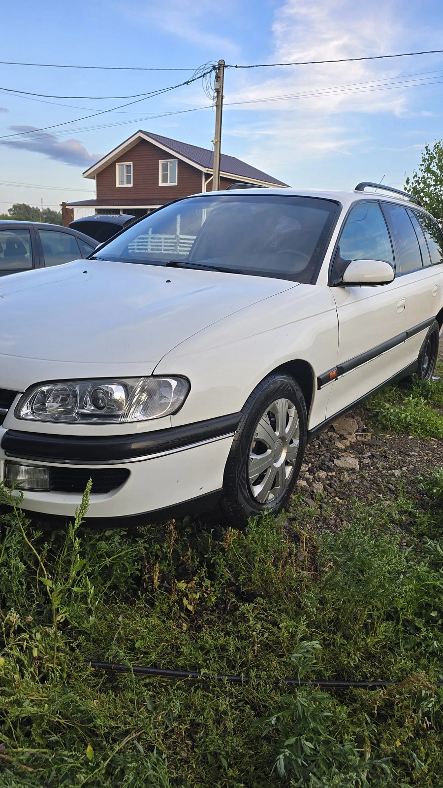 Opel Omega, 1998г., задний привод, механика