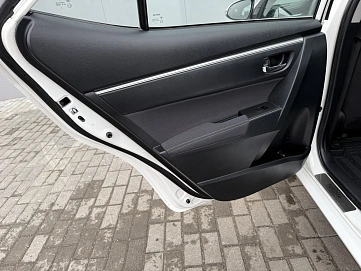 Toyota Corolla, 2013г, передний привод, механика