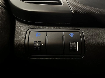 Hyundai Solaris, 2011г, передний привод, автомат