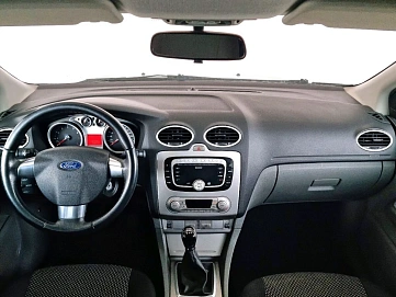 Ford Focus, 2010г, передний привод, механика