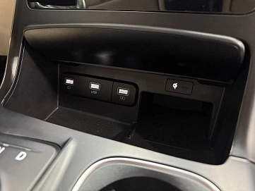 Kia Carnival, 2021г, передний привод, автомат