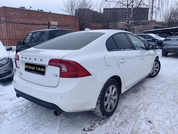 Volvo S60, 2012г, передний привод, робот