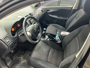 Toyota Corolla, 2012г, передний привод, механика