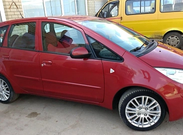 Mitsubishi Colt, 2008г, передний привод, робот