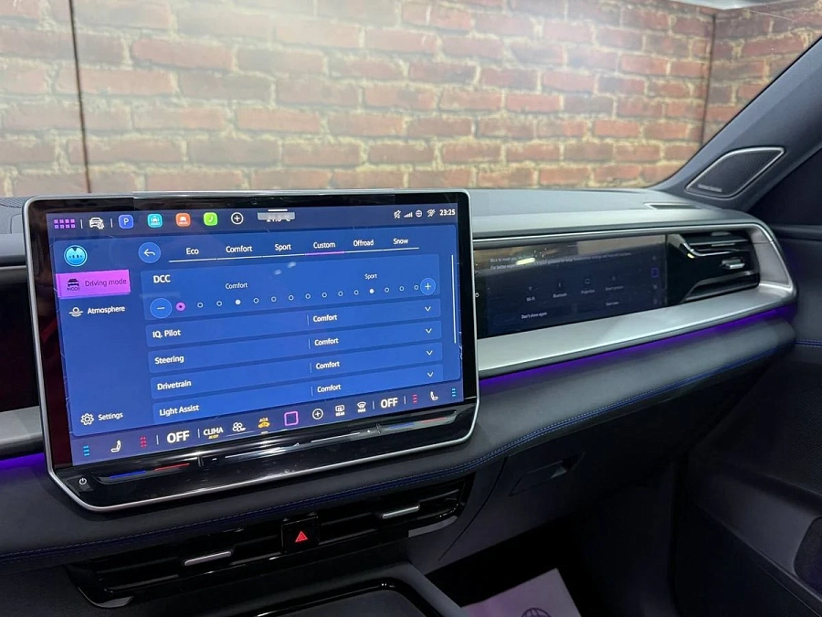 Volkswagen Teramont, 2026г., полный привод, робот